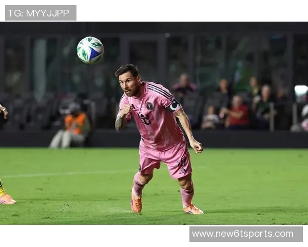 客场逆境加剧迈阿密防守失误再失一球上半场形势严峻 客场逆境加剧迈阿密防守失误再失一球上半场形势严峻