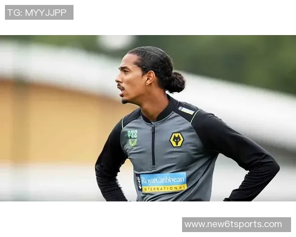 法兰克福和英超多队关注巴黎17岁小将扬吉尔的转会动态